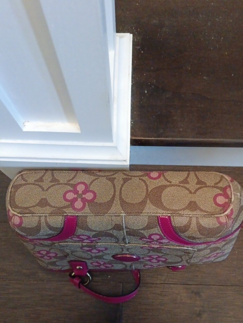 ^ Coach Peyton Signature Pink Clover Pocket Small Tote - Picture 8 of 16